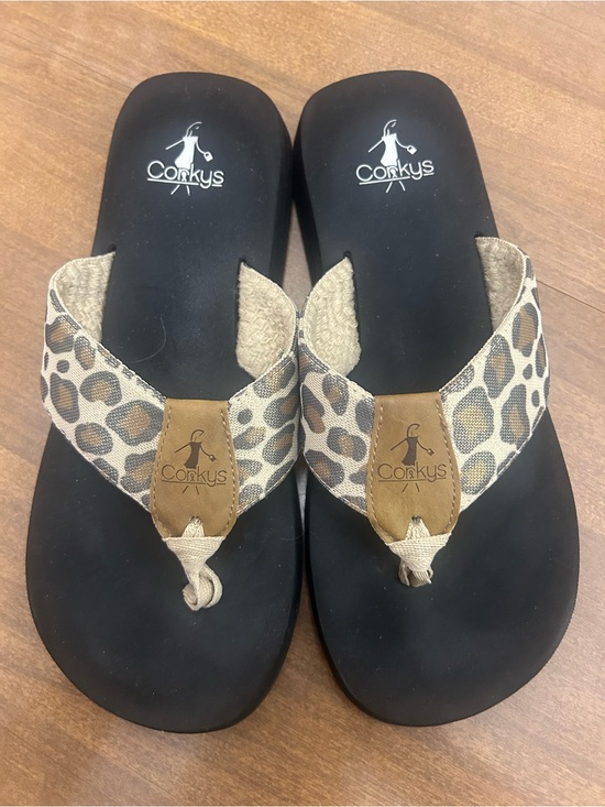 Corkys Shoes - Corkys Leopard-Print Thong Sandals - Black and Tan